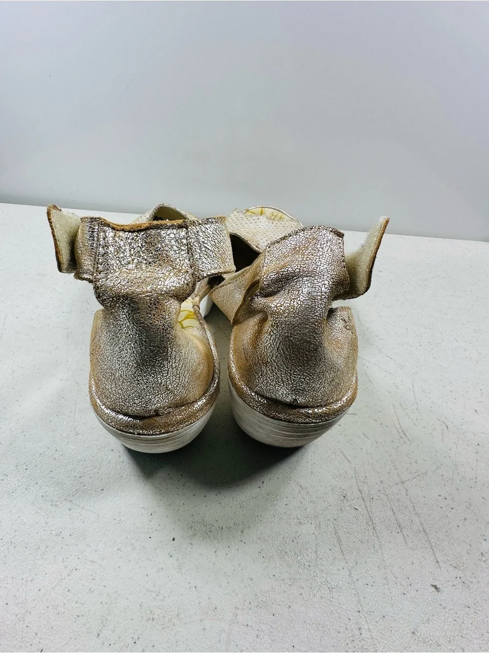 Fly London Pearl Metallic Ankle Strap Wedge Sandal Perforated Leather 39-8-8,5